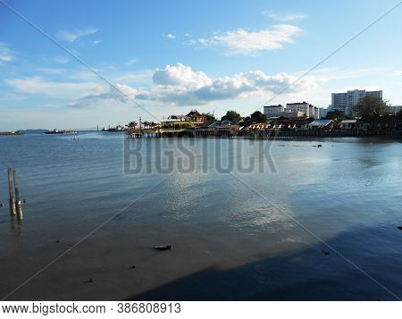 Georgetown, Penang, Malaysia, November 13, 2017: Hean Boo Thean Kuan Yin Temple Seen From Tan Jetty,