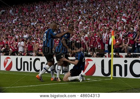 MADRID, SPANIEN. 22/05/2010. Milano spillere fejre det første mål i Champions League-finalen