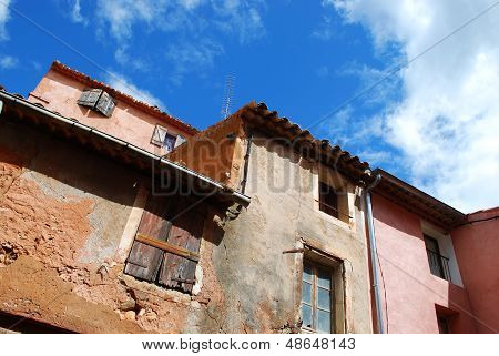 Wieś Roussillon, Francja