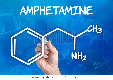 a mano con penna disegno la formula chimica di anfetamine