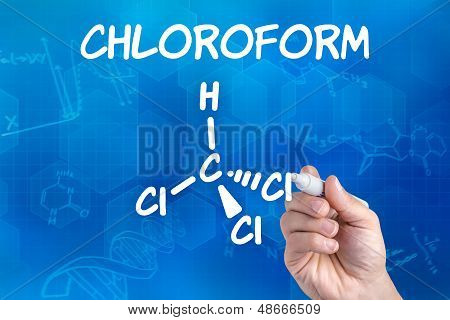 ruka s chemickým vzorcem chloroformu kresba perem
