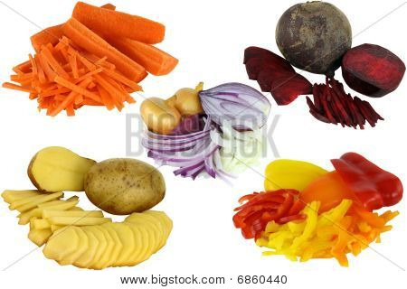 das Gemüse durch Scheiben geschnitten