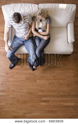 Vista dall'alto della coppia su Love Seat
