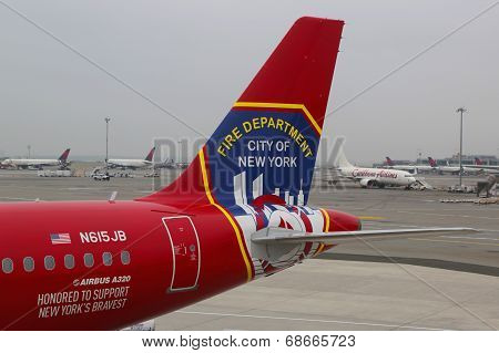 JetBlue Airbus A320 Honoring the brave men and women Fire Department City of NY tailfin