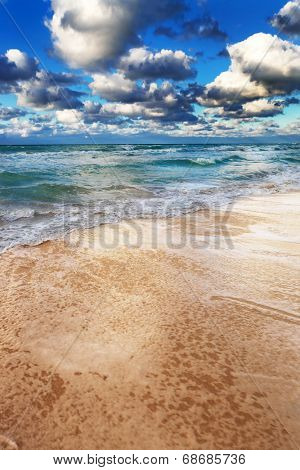 beautiful ocean and sky on the sandy beach