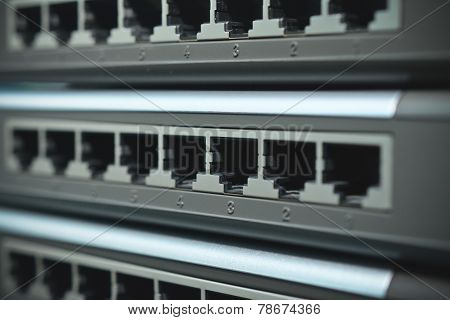 Network hub