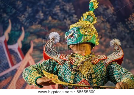 Khon - Thai Traditional Mask Dance