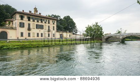 Cassinetta Di Lugagnano (milan)