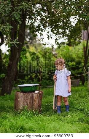 Girl  With A Washboard, A Little Helper