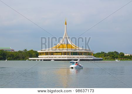 Suanluang Rama Ix Public Park