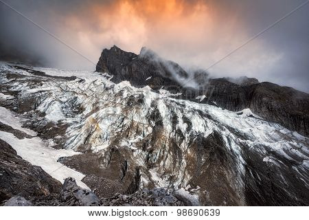 Jade Dragon Snow Mountain