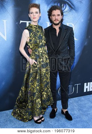 LOS ANGELES - JUL 12:  Rose Leslie and Kit Harington arrives for the Season 8 premiere of HBO's 'Game of Thrones' on July 12, 2017 in Los Angeles, CA
