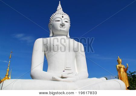 Wielki Budda biały