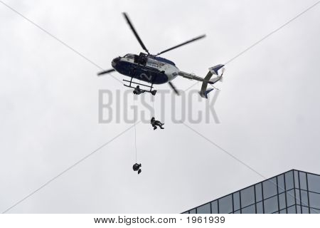 Helikopter policji