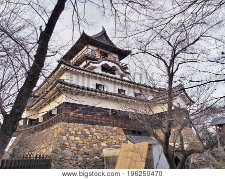 Inuyama Castle is a Japanese castle in the city of Inuyama, Aichi Prefecture, Japan.The castle was constructed in 1537, and It is one of only 12 surviving Japanese castles built before the Edo period.