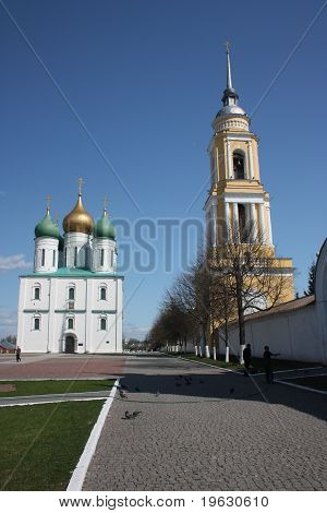 Rusko, Kolomna. Architektonický celek Sobornaya Square v Kolomna Kremlu.