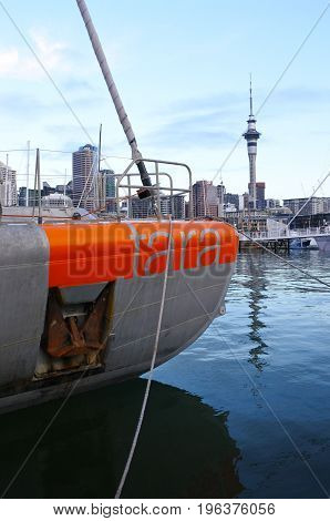 Expedition Boat  - Tara