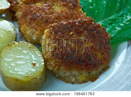 Jauhelihapihvi - Finnish version Salisbury steakю close up meal