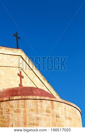 The Chatolic Church And The Cross