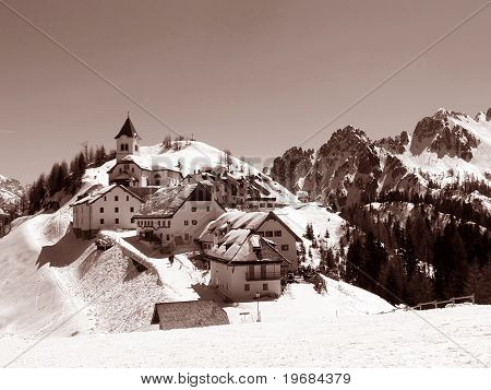 Villaggio alpino invernale