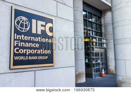 Washington Dc, Usa - March 4, 2017: Ifc Entrance With Sign Of International Finance Corporation Worl