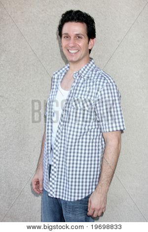 LOS ANGELES - Temmuz 24: Ronnie Marmo 2010 genel hastane Fan Club Lunchen Airtel Hotel'de