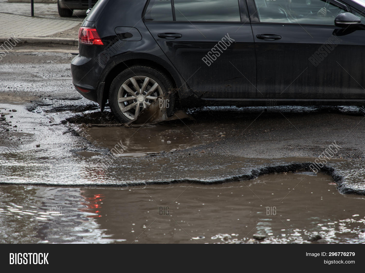 Car Hitting Pothole Image & Photo (Free Trial) Bigstock