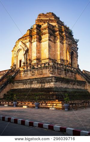 wat Chedi Luang Varavihara, Chiang Mai, Thailand