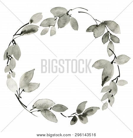 Watercolor And Ink Illustration Of Tree Leaves. Decorative Roundframe For Invitation Or Greeting Car