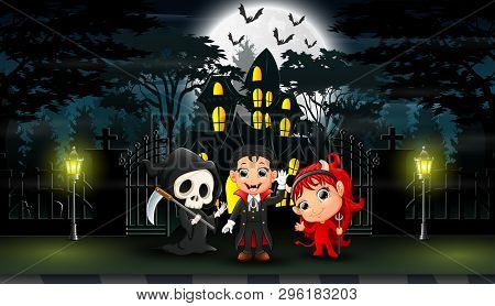 Happy Halloween Celebrate In Front Of The Hounted House
