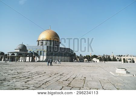 Unidentified Tourists Near The Dome Of The Rock On The Temple Mount In The Old City Of Jerusalem Isr