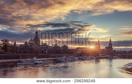 Wonderful Picturesque Scene. Scenic Sunset View Of Academy Of Fine Arts And Baroque Church Frauenkir