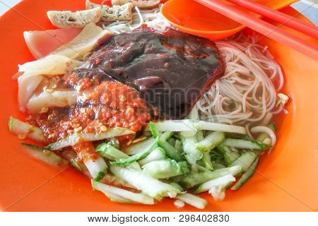 Sarawak Bihun Belacan With Sotong, Popular Cuisine In Kuching
