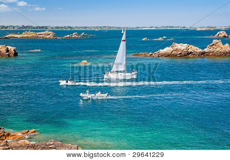 Litoral Atlântico perto Ile De Brehat, Bretanha