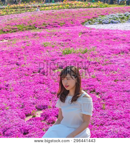 Saitama, Japan - Apr 21, 2018: View Of Pink Moss (shibazakura, Phlox Subulata) Flower At Hitsujiyama