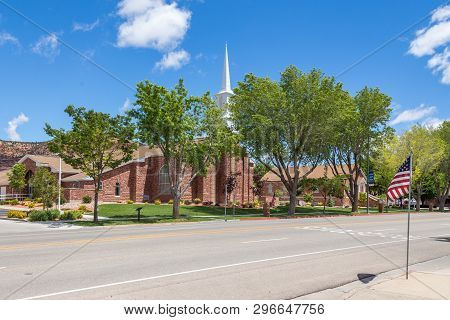 Kanab, Utah Usa - May 25, 2015: Street View Of Kanab Town In Utah Usa