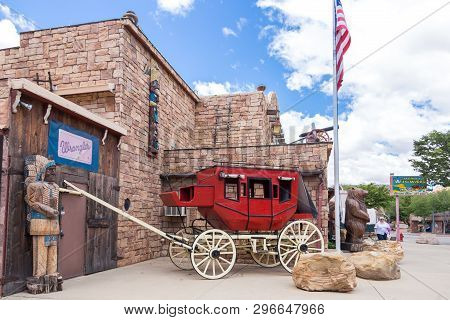 Kanab, Utah Usa - May 25, 2015: Street View Of Kanab Town In Utah Usa
