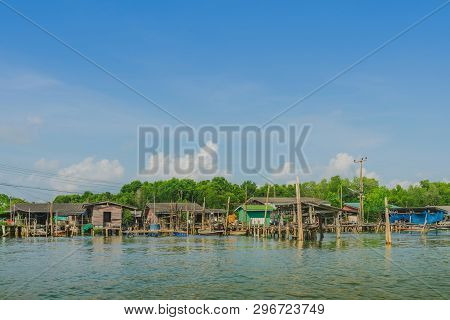 Unseen In Thailand. Scenery Of Fishing Village (the No-land Village) At Bang Chan, Khlung, Chanthabu