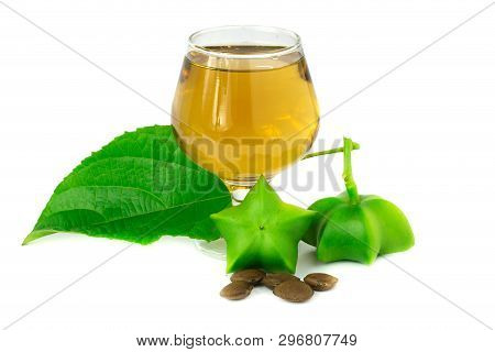 Sacha Inchi, Fresh Capsule Seeds Fruit Of Sacha-inchi Peanut With  Tea
