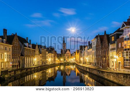 Spiegelrei Canal And Jan Van Eyck Square In Brugge, Belgium
