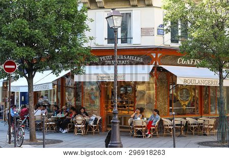 Paris, France-april 20 , 2019 : The French Traditional Bakery And Pastry Shop Au Petit Versailles Du