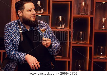 Sommelier, Cavist. Training In School Sommelier. Wine School. Wine Tasting. Tinted