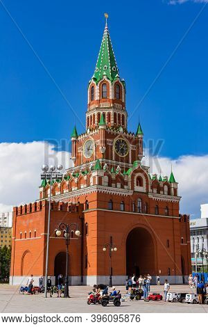 Yoshkar-ola, Mari El, Russia 30 July 2020: Kremlin Spasskaya Tower Suuny Day, Walking People. Select