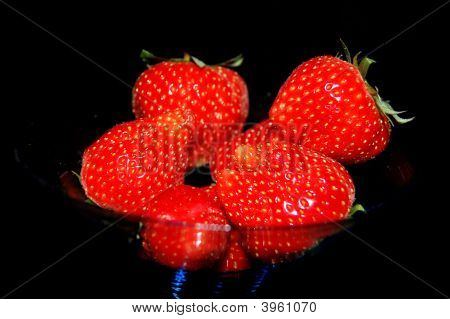 Strawberrys ในแก้ว
