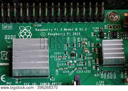 Small Single-board Computer Project Leaned Towards The Promotion Of Teaching Basic Computer Science