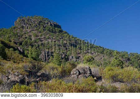 Los Hornos Mountain. Natural Reserve Of Inagua And The Nublo Rural Park. Aldea De San Nicolas De Tol
