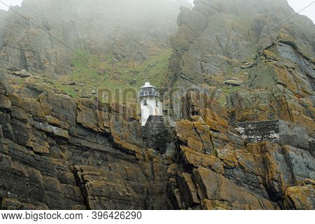 1820-1826, Two Lighthouses Were Built On The Great Skellig, Also Called Skellig Michael. However, Th