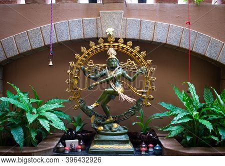 View Of Beautiful Nataraja Idol With Natural Decoration