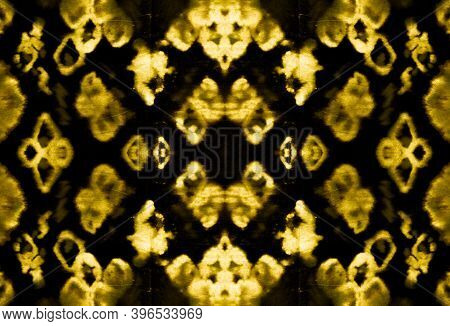 Seamless Snake Skin Pattern. Yellow, Brown And Gold. Trendy Safari Wallpaper. Reptile Leather Wild P