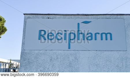 Bordeaux , Aquitaine  France - 11 21 2020 : Recipharm Sign Logo Coronavirus Laboratory Chosen By Mod